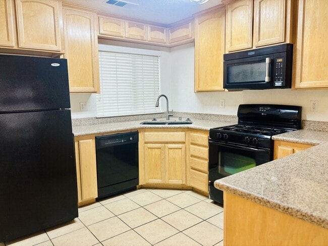 Photo - 4025 Dale Rd