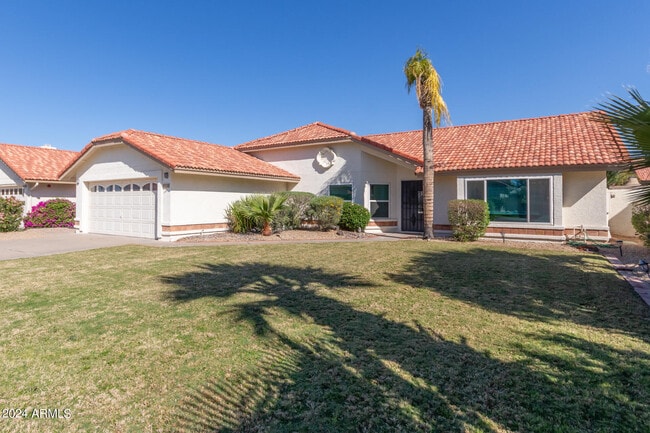 9138 E Davenport Dr