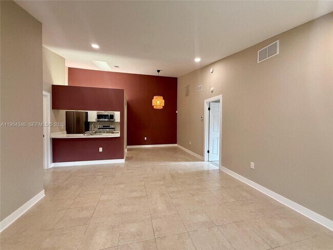 Photo - 2550 N Nob Hill Rd