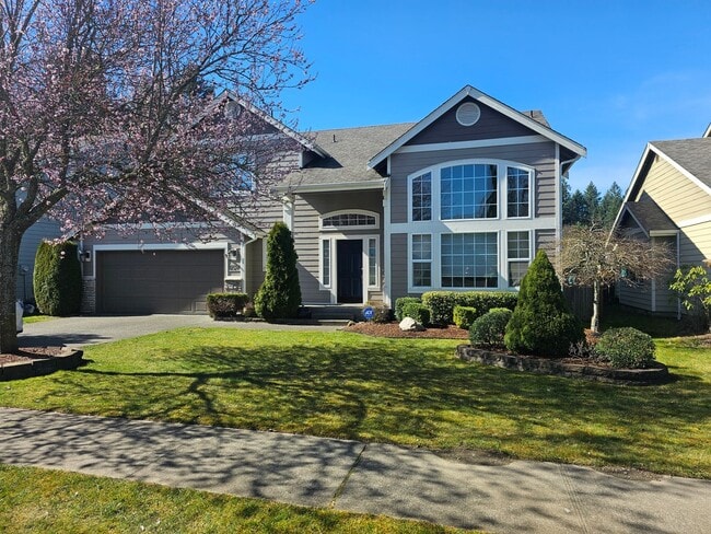 4 bedroom shy 2500 sqft home in gated cmty! - 4 bedroom shy 2500 sqft home in gated cmty!