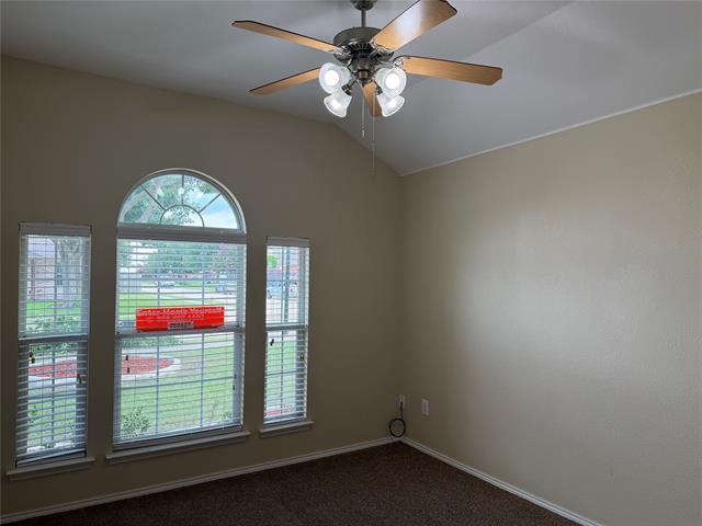Photo - 301 Meadow Lark Ln