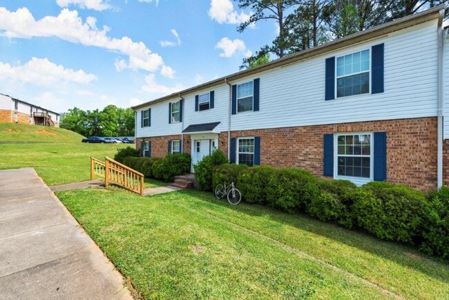 Walnut Hills Apartments