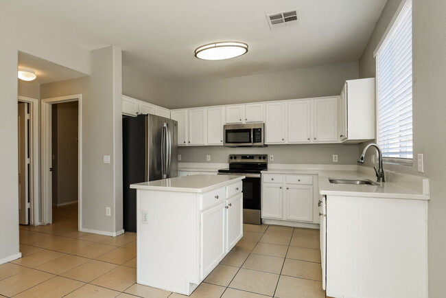 Photo - 10375 W Monte Vista Rd