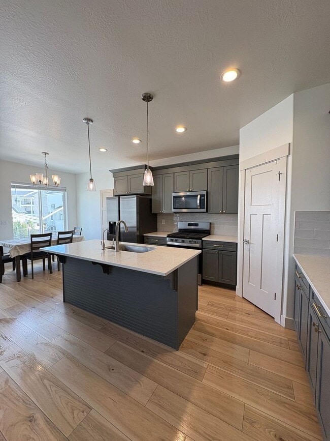 Photo - 1754 N Blaze Ln Unit 1754 N Blaze Ln