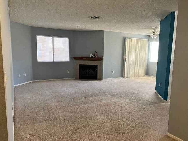 Photo - 2 Bed/2Bath Condo