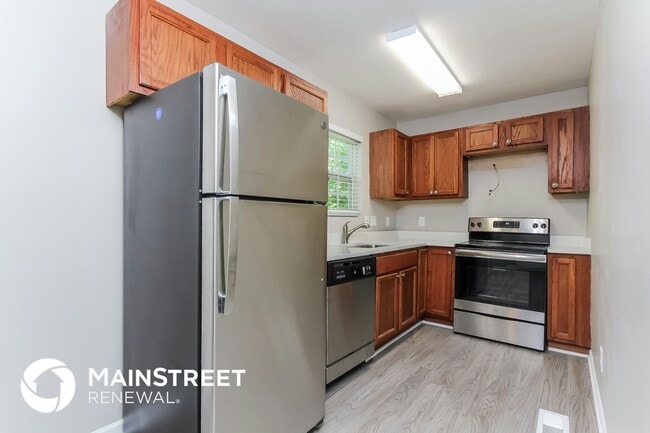 Photo - 2711 Kendrick Dr