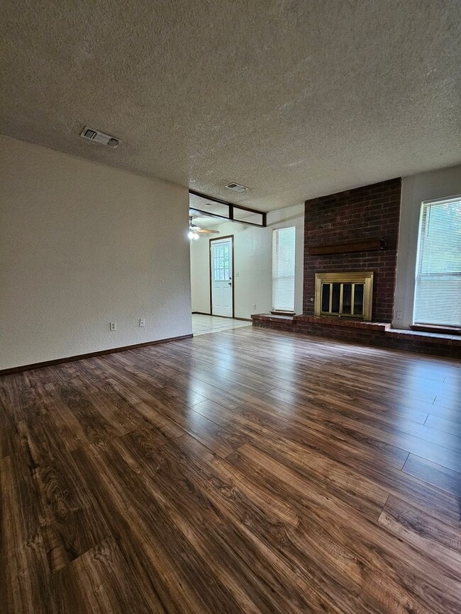 Photo - (3) Bed/(2) Bath in West Norman Avail NOW!