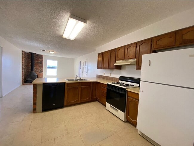 Photo - 2602 Miguel Pl Unidad Apartment A