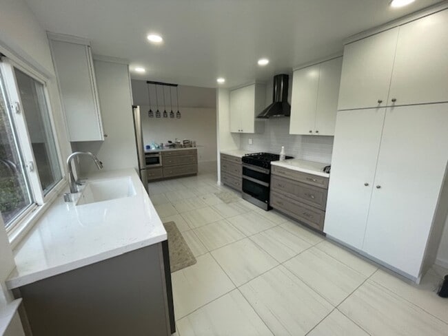 Photo - 13161 Shalimar Pl