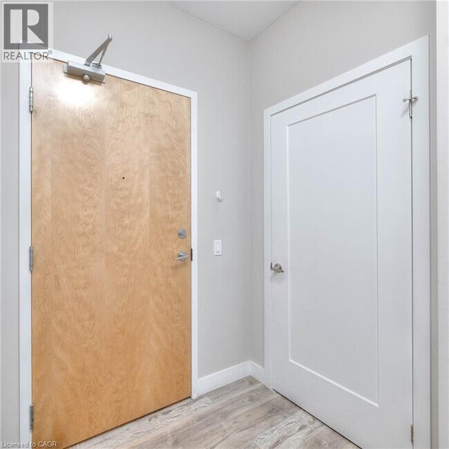 Photo - 100 Garment St Unité 802