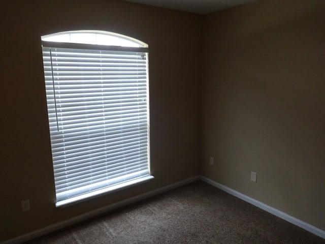 Photo - 1730 Hudderfield Cir W