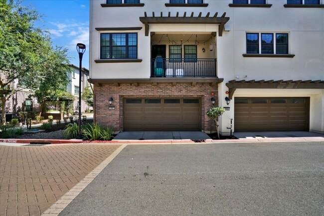 Photo - 1991 Barcenilla Ln
