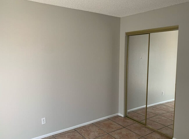 Photo - 1319 E Vista Ave Unit D