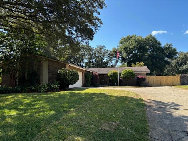 Photo - 199 Country Club Rd