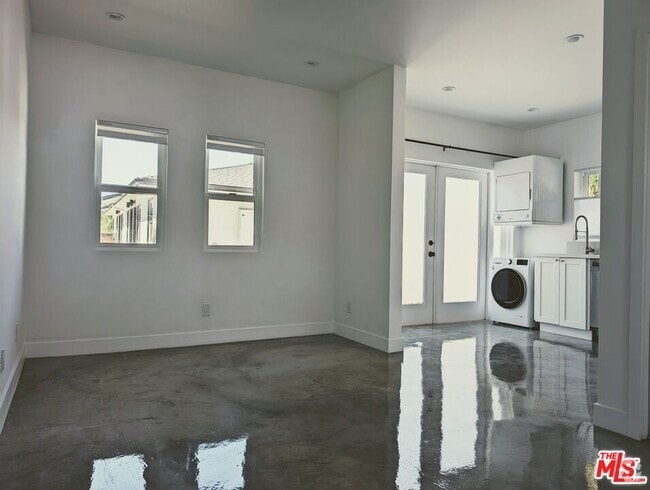 Building Photo - 1731 Franklin St Unit 4 Rental