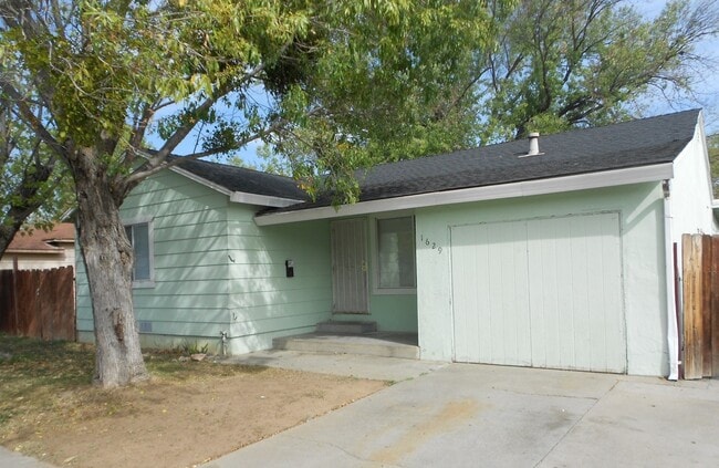 Building Photo - 3 bedroom 1 bath house in Marysville