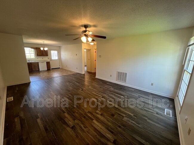 Photo - 115 Rowe Ln Unit Apt 2