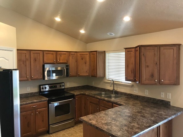 Building Photo - 3 Bed / 2 Bath Single Family Home in Saratoga Springs