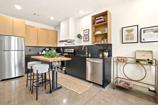 Magnolia 1/1 - South Yard Lofts