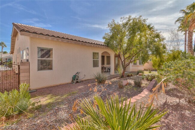 3131 Surf Spray St
