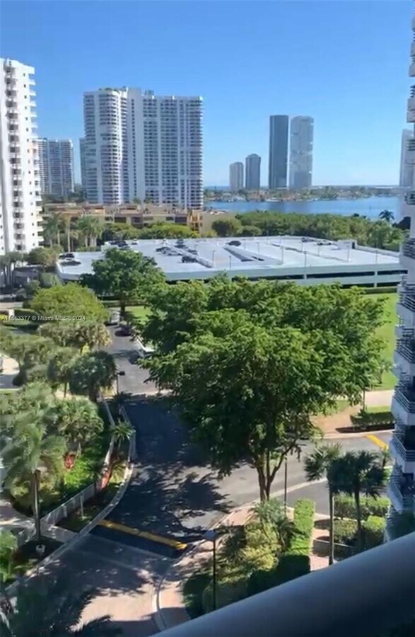 Photo - 3300 NE 191st St Unit # 1008