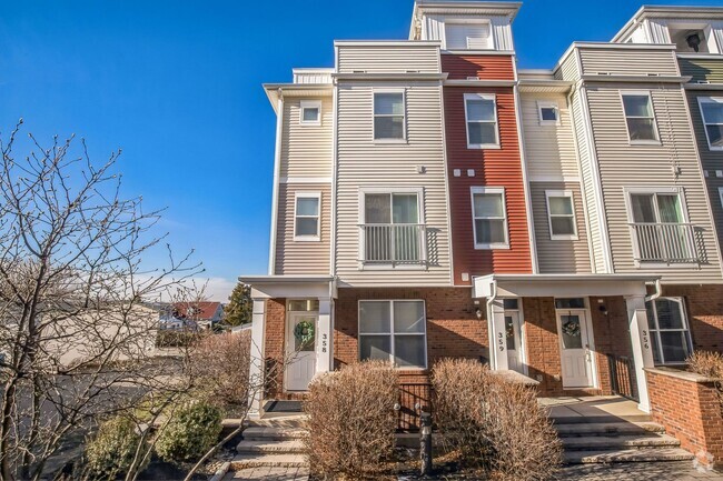 Building Photo - Gorgeous Conshohocken 3 Bedroom, 2.5 Bath ... Rental