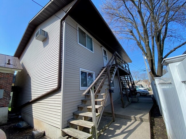 1220 7th St S Unit 1220 7th St S
