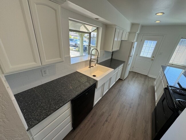 Photo - 3 bedroom | 2 bathroom | Citrus Heights Single Family Home