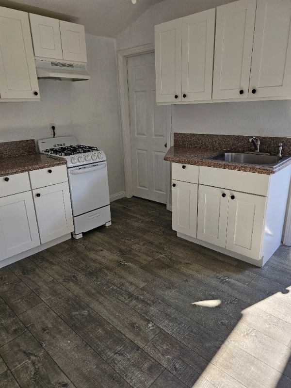 Photo - 8714 La Vine St