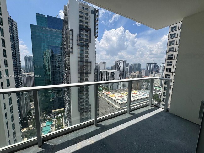 Photo - 300 S Biscayne Blvd Unit T-3109