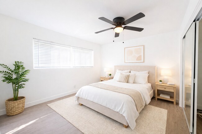 Photo - 6556 Lamirada Ave