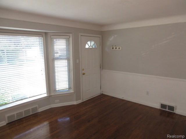 Photo - 113 E Webster Rd