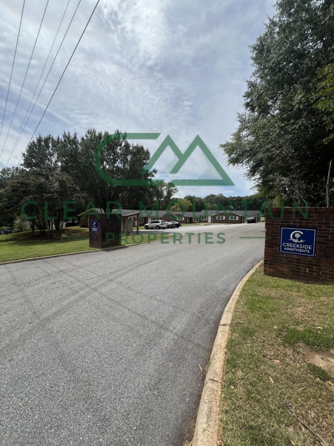 Photo - Move-in Special! Limited-Time Leasing Offer!