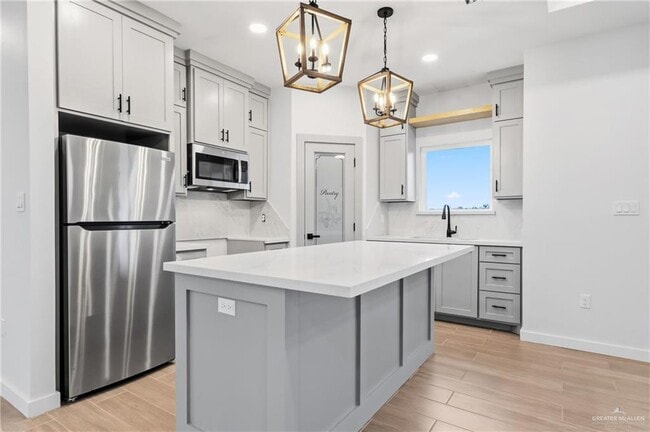 Photo - 17 Calle Moreno