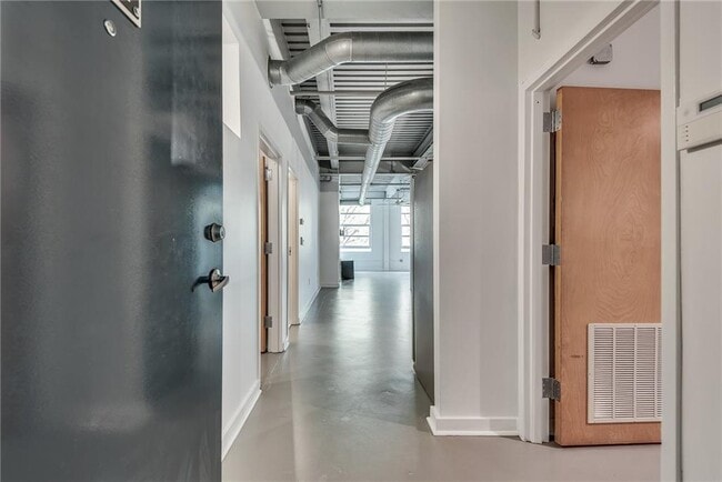 Photo - 400 Village Pkwy