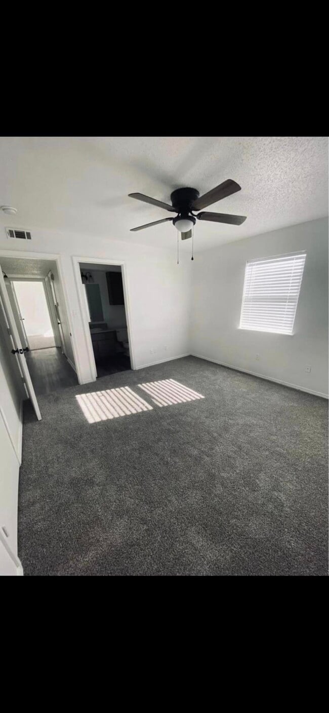 Glen Oaks Apartments