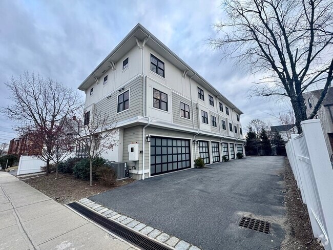Building Photo - 198 California St Unit 3 Rental