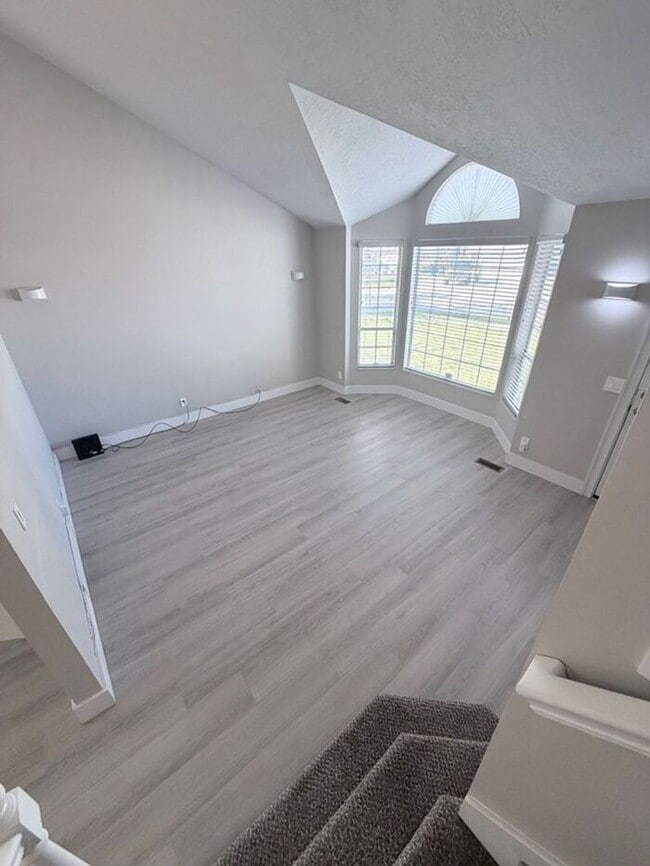 Photo - WEST JORDAN 5 BED, 4 BATH HOME