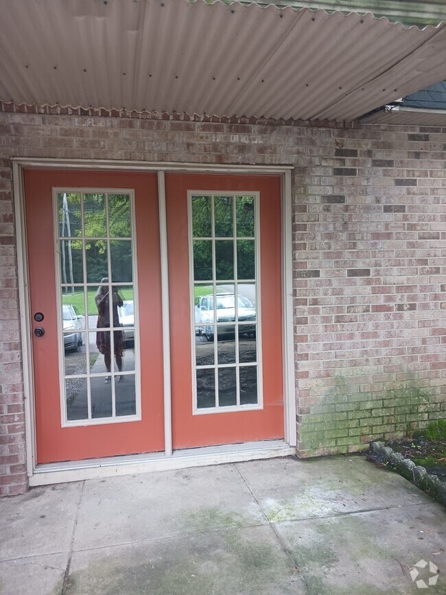 Building Photo - 713 Springfield Rd Rental