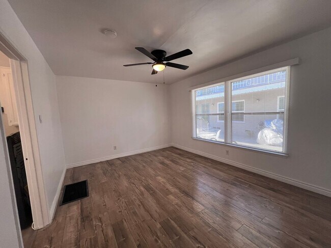 Photo - 5279 E The Toledo-2