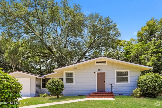 Building Photo - 6348 Fabian Dr Rental