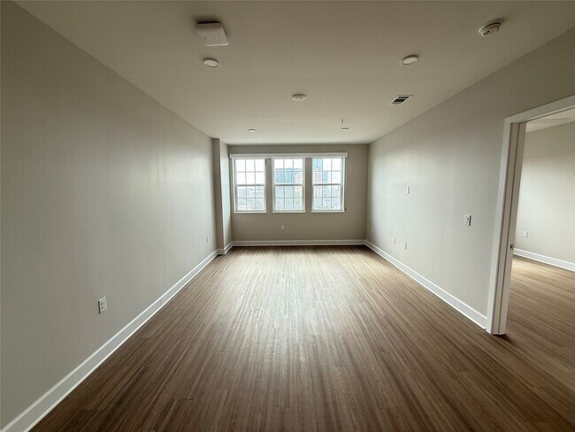 Photo - 716 Waugh Dr Unit A20.723