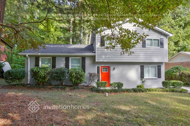 Photo - 2132 Rosewood Rd