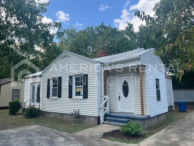 Building Photo - Home for rent in Birmingham! Coming Soon!