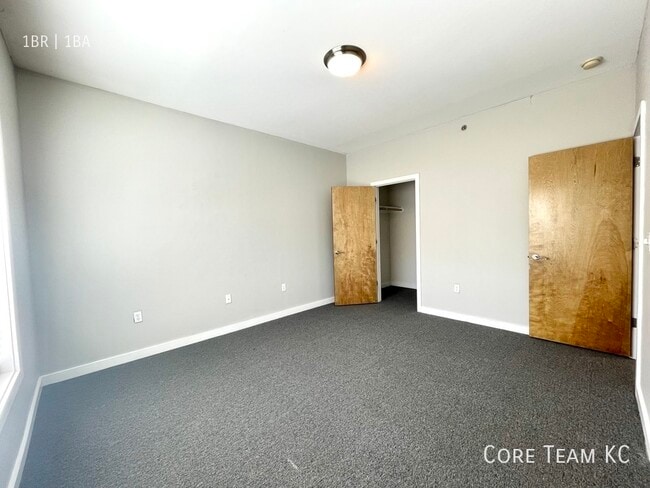Photo - 2911 Cherry St Unit 611