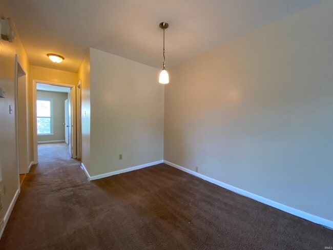 Photo - 225 E Winslow Rd