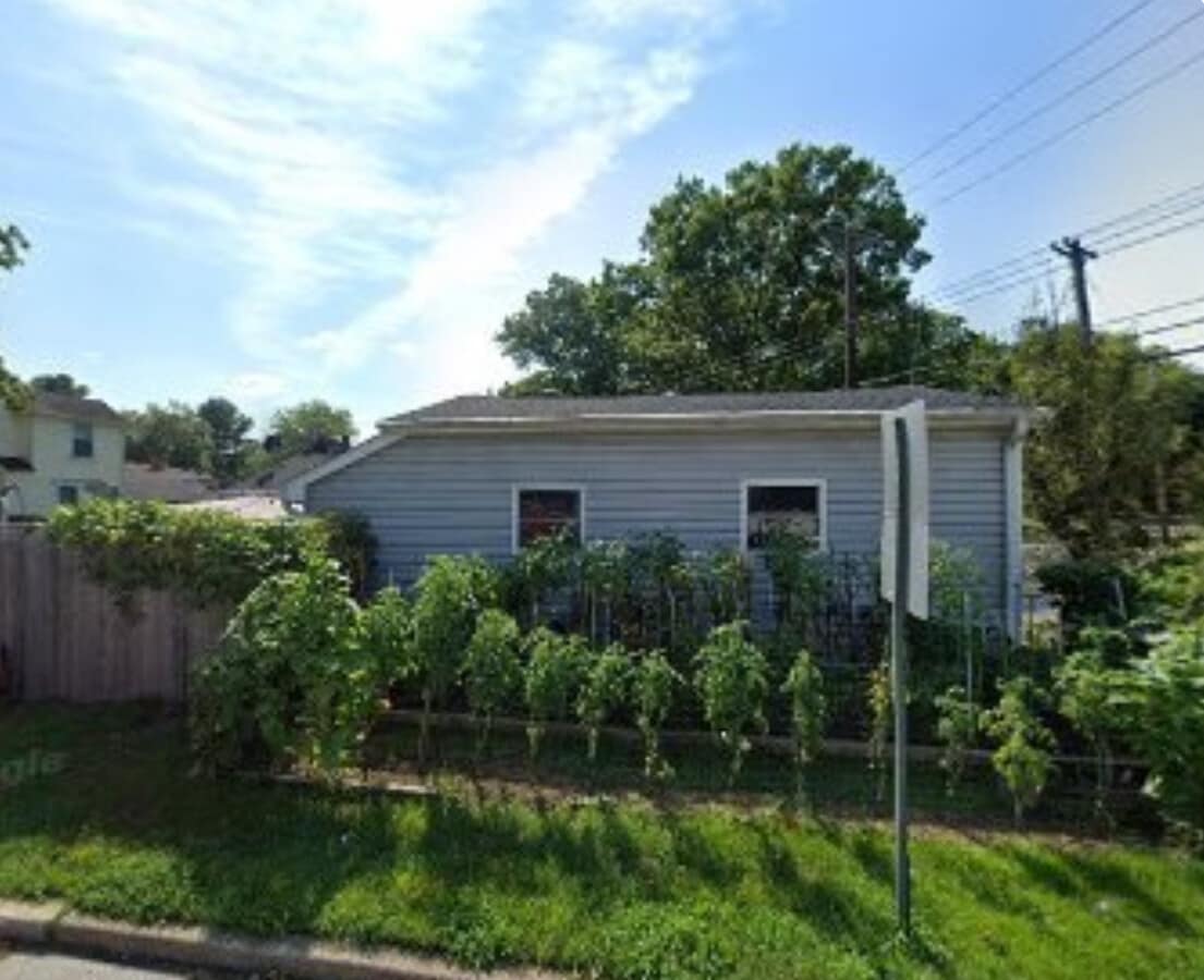 Photo - 1035 Milmont Ave House