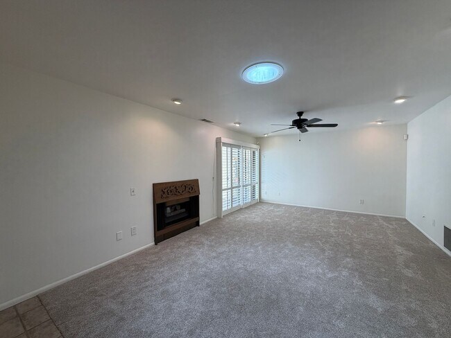 Photo - 607 E Palm Ave
