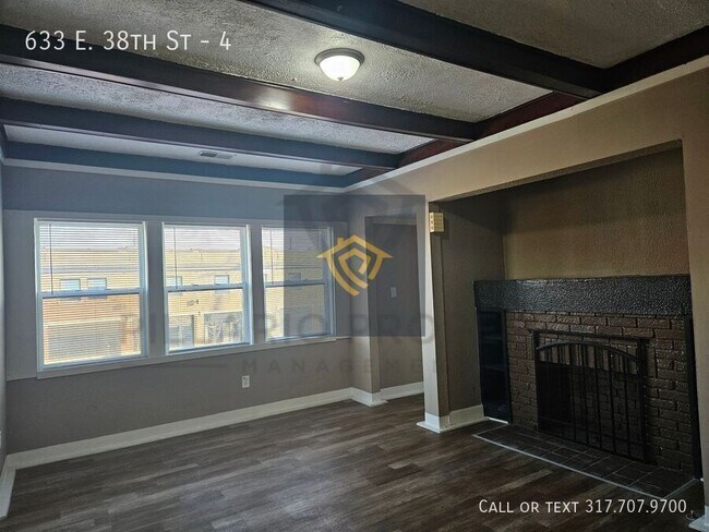 Photo - 633 E 38th St Unit 4