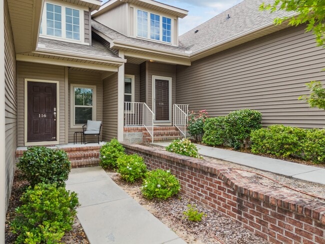 Photo - 118 Cypress Cir